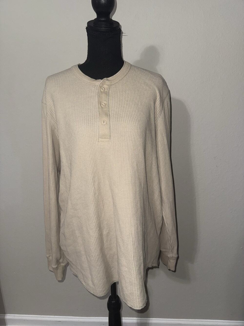 UNIQLO Waffle Knit Thermal Shirt XL tan Henley Men’s Long Sleeve Base Layer